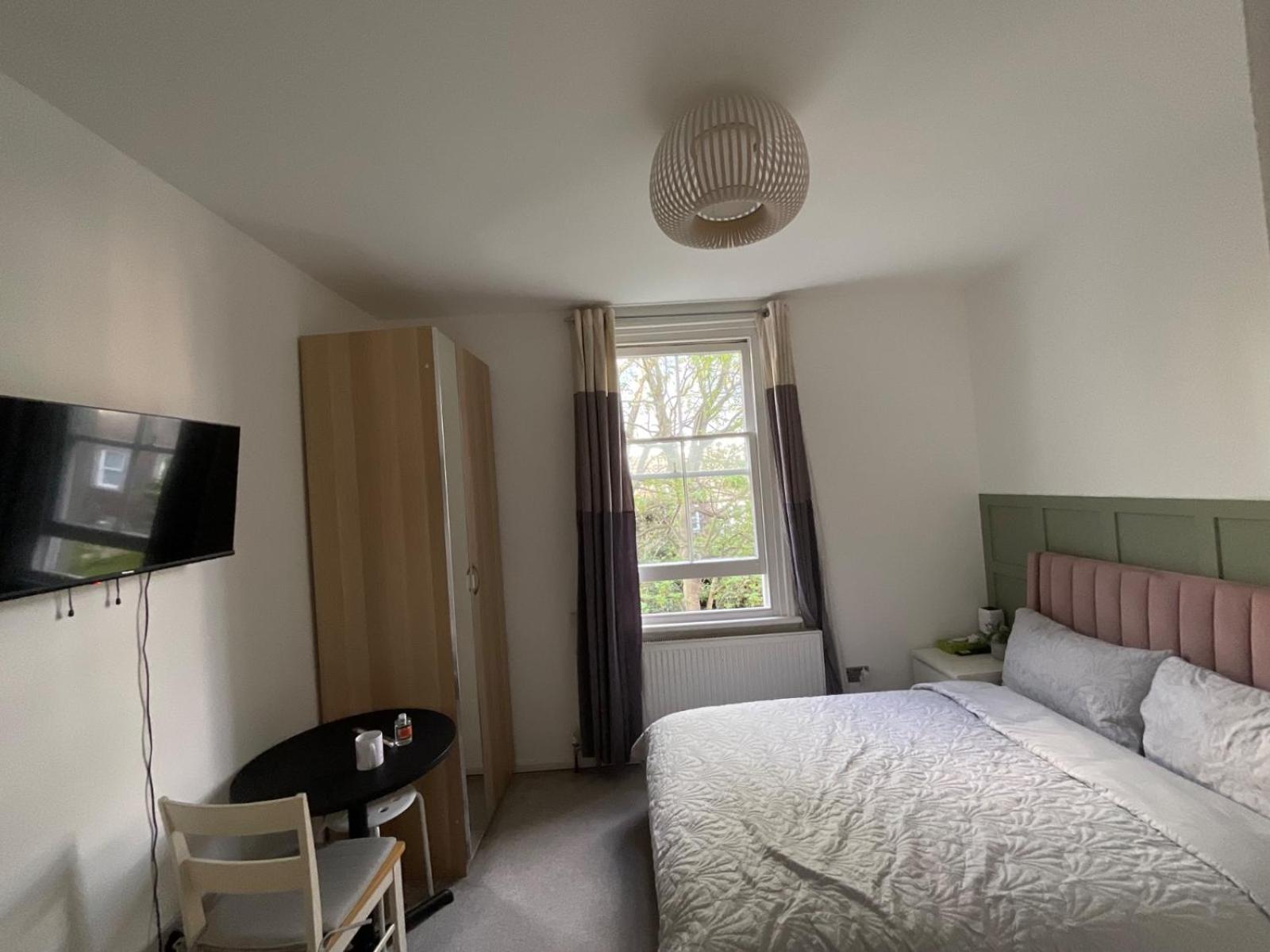 Cosy In Kensington Olympia Appartement Londen